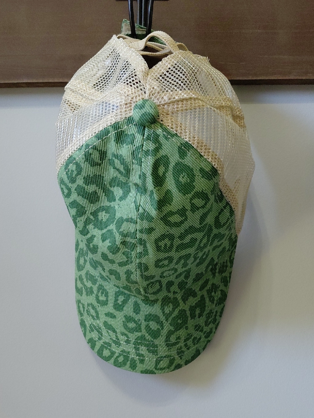 New Green Leopard Print Ponytail Cap Hat